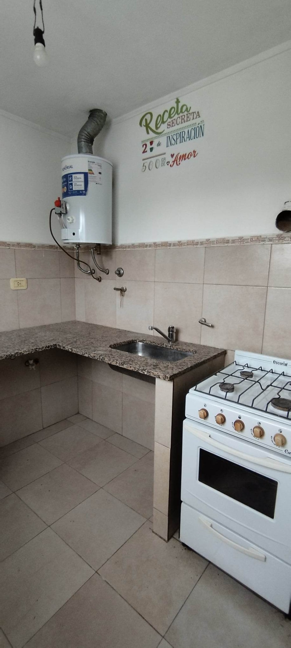 Diagonal 115120 e/ 41 y 42