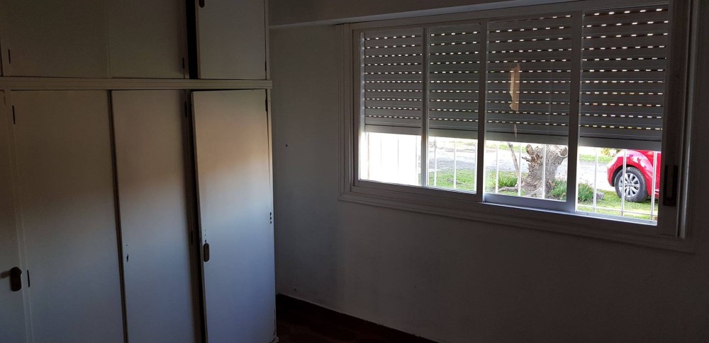 Diagonal 146 e/ 32 y 32 bis ( 32 y 144)